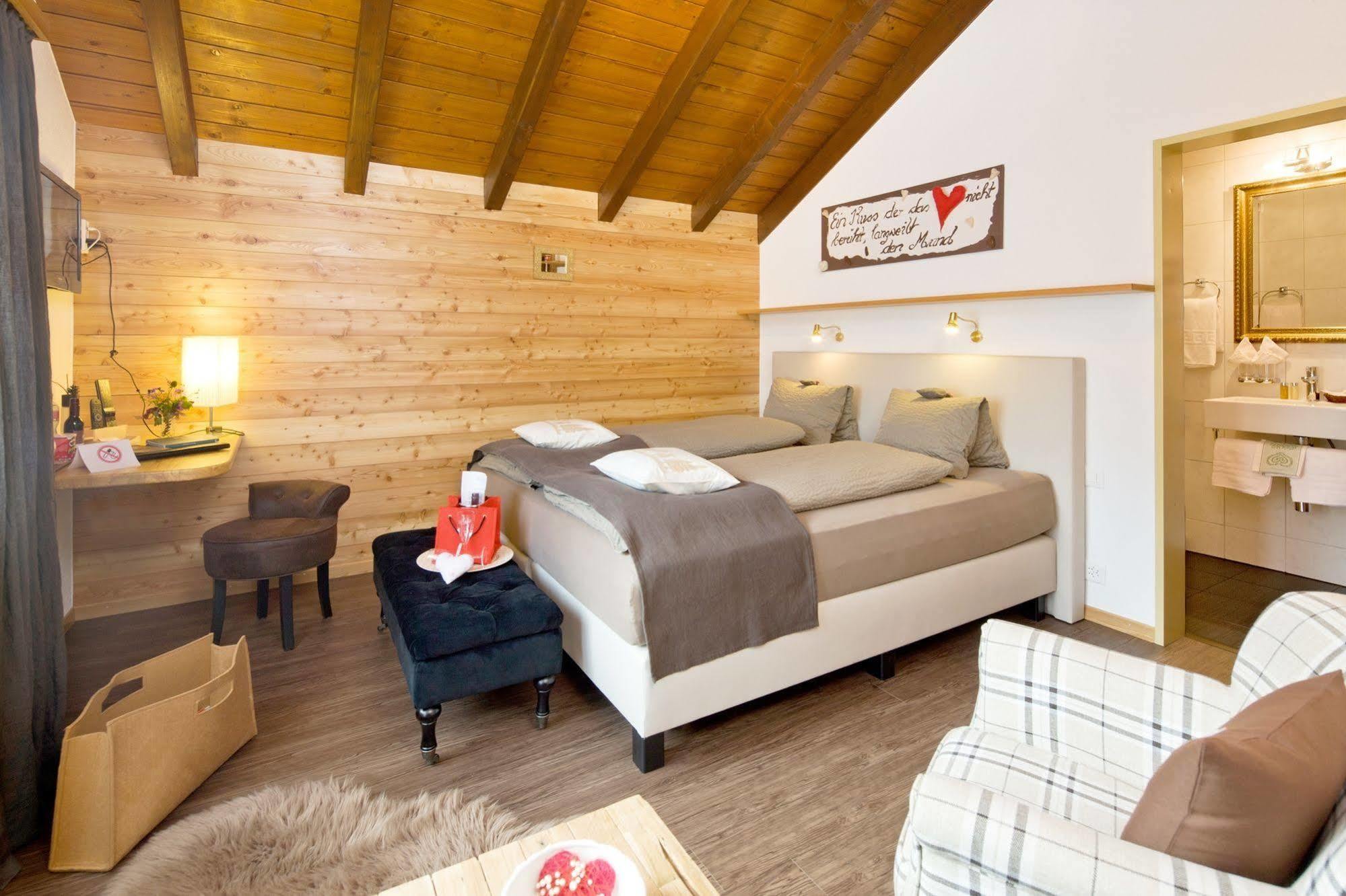 Hotel Restaurant Buerchnerhof Bürchen Esterno foto